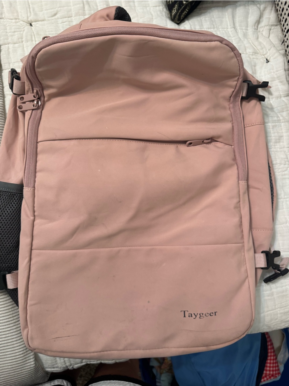 Women’s pink travel Backpack